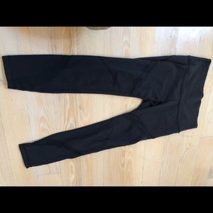 Lululemon black high waisted leggings size 6